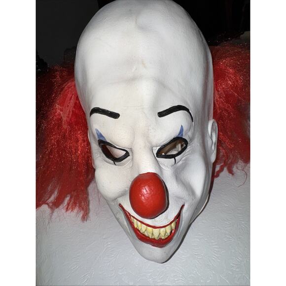 Warner Bros Clown Mask Latex Crazy Red Fringe Hair Red Nose Bald Head Used - Picture 2 of 11